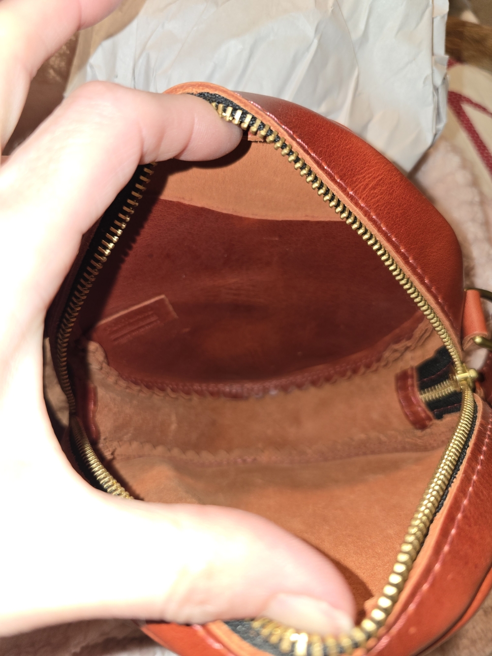 Portland Leather Small Rosso Circle - Picture 3 of 6